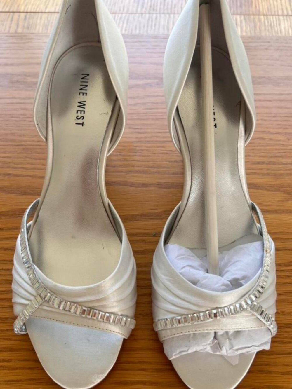 Nine West Women's White and Cream Courts